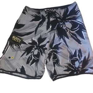 Body Glove Men's Black and Gray Tropical Print Shorts 30